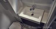 Toilette - Motorkatamaran Bali 4.3 MY