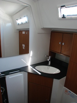 Bavaria 45 Cruiser - Bagno