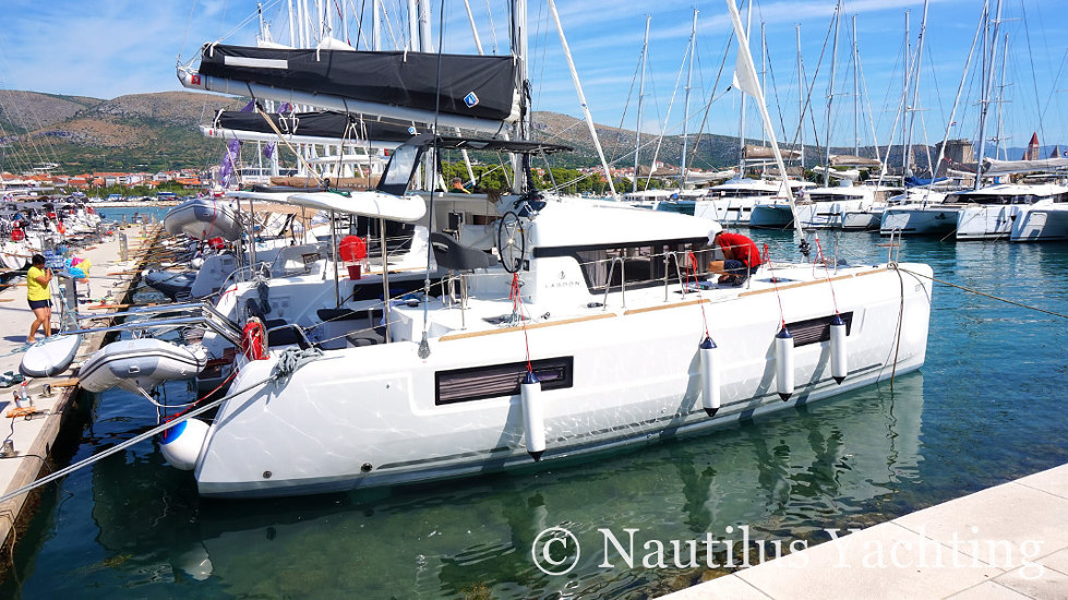 Catamaran charter in Croatia - Lagoon 40