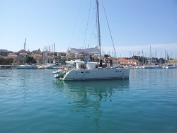 Catamarano Lagoon 450 charter