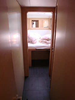 Lagoon 450 cabin