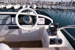 adriana-44-fly-exterior-027