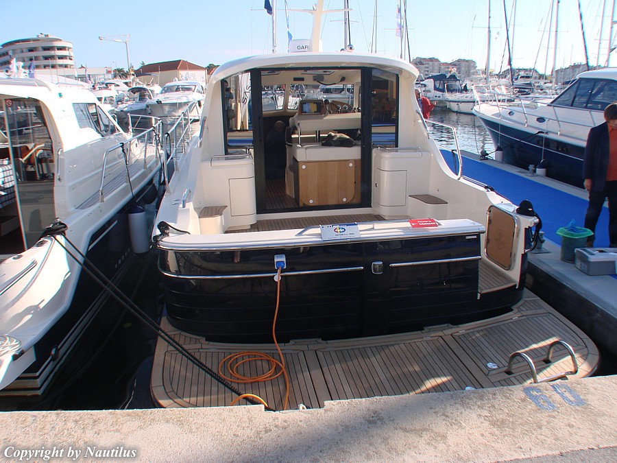 Yacht charter in Croatia - Adriana 36