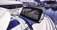 Beneteau Antares 11 Fly – Sonnenzelt auf dem Vorderdeck