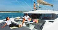 Bali 4.5 - Sitze und Liegen im vorderen Cockpit