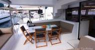 Cockpit table and seats - Bali 4.5