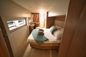 bali-58-fly-cabina-poppa-dritta-001