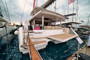 bali-58-fly-stern-001