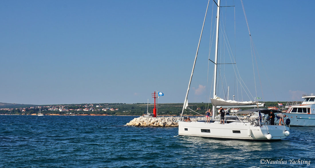 Sailing yacht charter in Croatia - Bavaria C45 Style