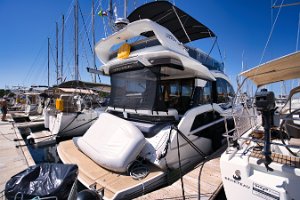 motor-yacht-galeon-480-fly-exterior-008