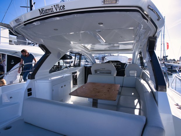 Gran-Turismo-41-Exterior