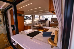 greenline-48-fly-salon-002