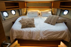 greenline-48-fly-master-cabin-004