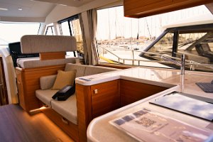 greenline-48-fly-salon-006