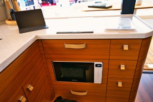 greenline-48-fly-salon-019