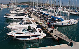 Yacht nel ACI marina Trogir, Adriatico, Croazia