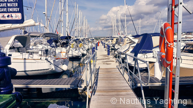  Marina Kornati, Biograd