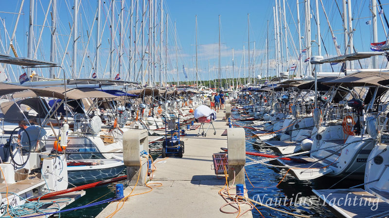 Marina Kornati, Biograd