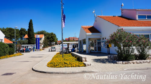 Marina Kornati, Biograd (Zaravecchia)