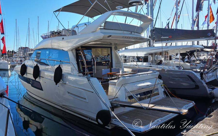 Motor yacht Prestige 460 Fly Biograd