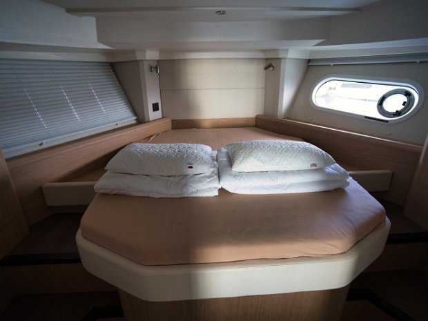 Swift-Trawler-41-Fly-Kabine