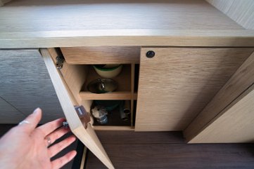 Soluzioni di stivaggio intelligenti Scomparti progettati in modo intelligente assicurano che possiate portare tutto il necessario.