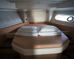 Swift-Trawler-41-Fly-Cabins